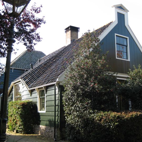 Zuideinde 24, Broek in Waterland