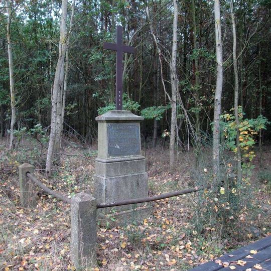 Kříž jihozápadně od Svojšína