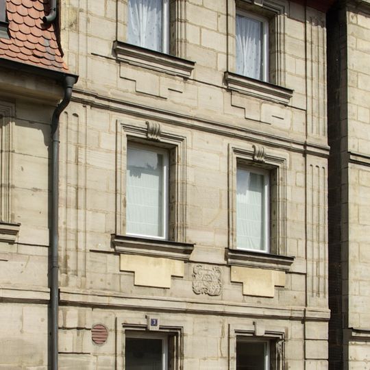 Angerstraße 2, ehemals Heiligenstraße 3