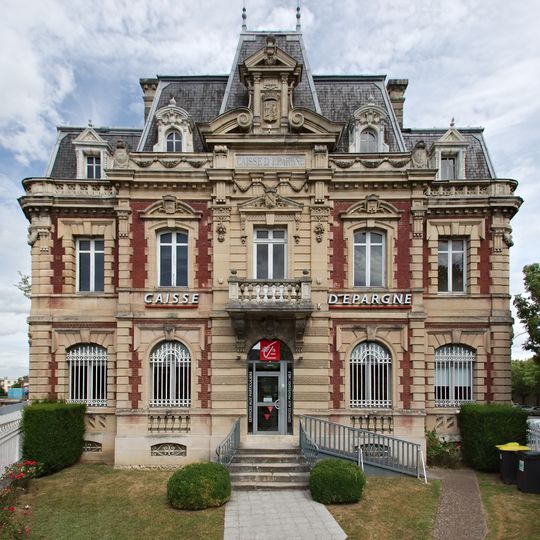 Building of the Savings Bank of Louviers