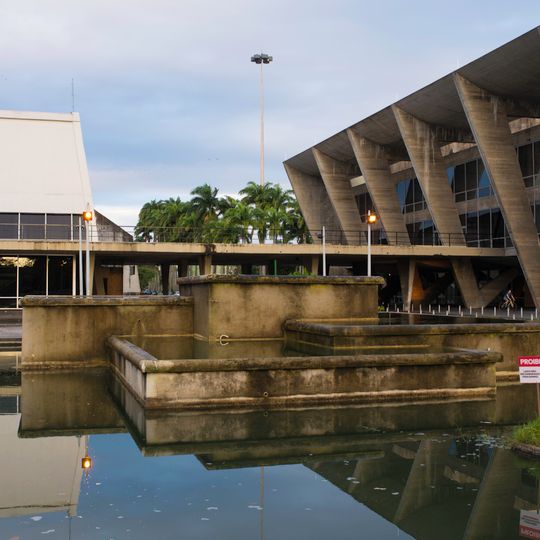 Chafariz Cascata do Museu de Arte Moderna