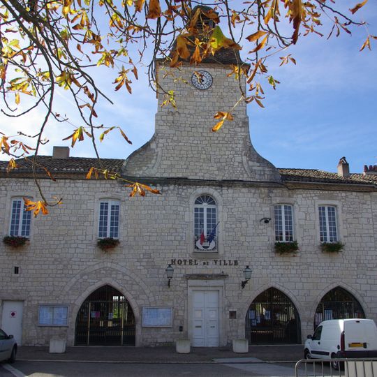 Town hall of Castelnau-Montratier