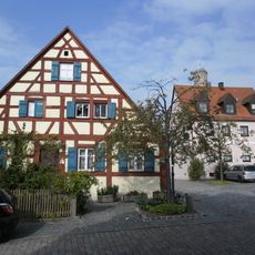 Burgsteig 1