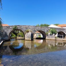 Ponte sobre o rio Anços