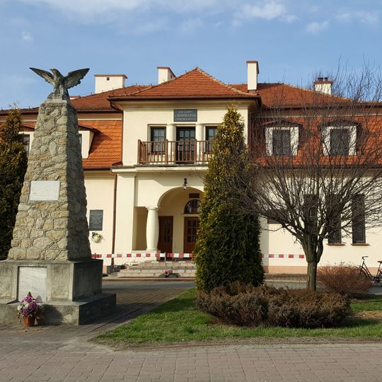 Dom Ludowy w Wierzchosławicach