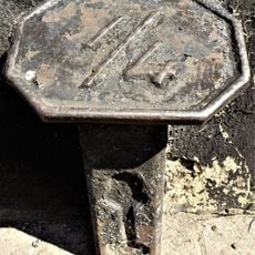 Milepost, High Street, in front of No 75, Hill House