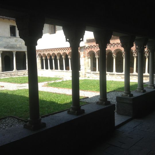 Chiostro di Voltorre