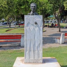 Bust of Takis Kanellopoulos, Thessaloniki