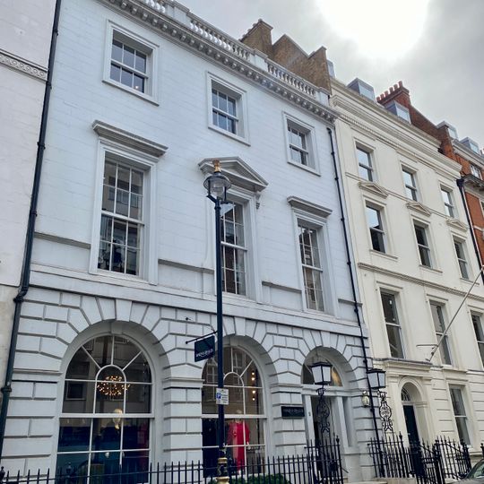 5, Albemarle Street W1