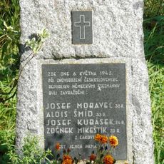 Pomník padlým u Radějovic