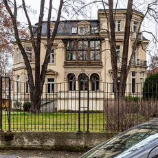 Villa Ferdinand-Lassalle-Straße 22