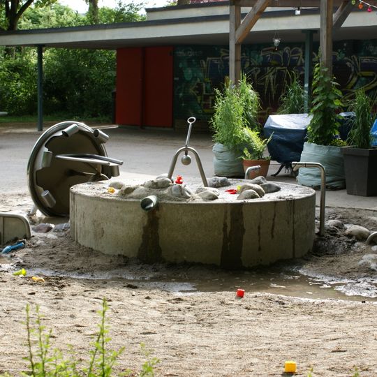 Play fountain playground Steinhölzli