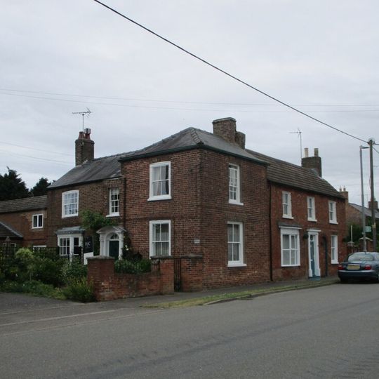 House Adjoining Myrtle House