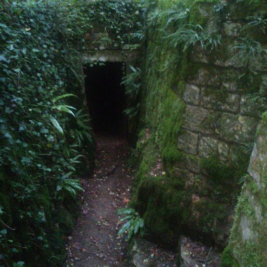 Aqueduc romain de la montagne du Châtelet