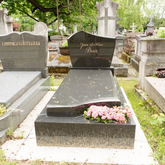Grave of Brun