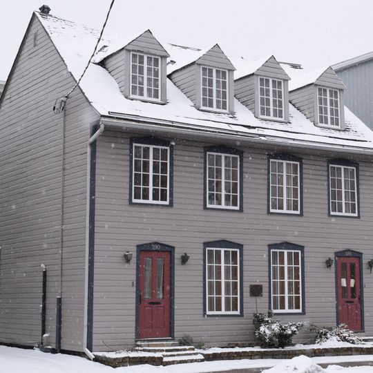 288-290 1/2, rue St. Patrick