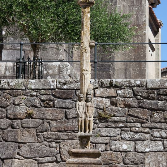 Cruceiro de Santiago do Carril