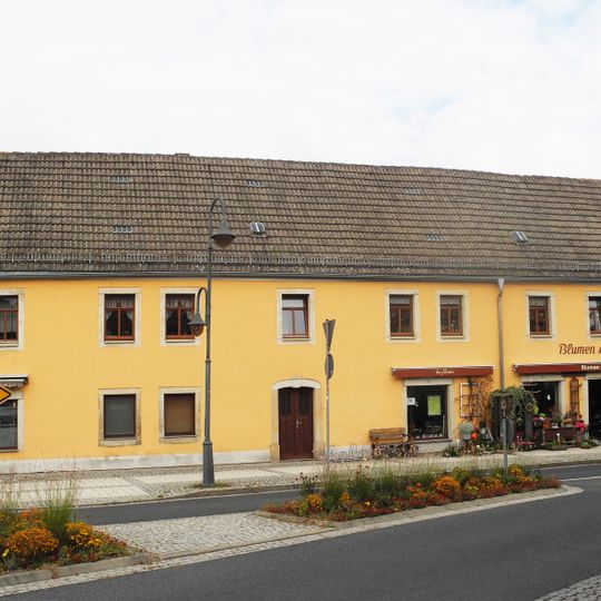 Wohnhaus Dresdner Straße 1