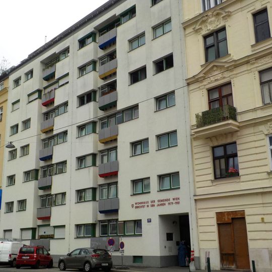 Wohnhausanlage Wehlistraße 157