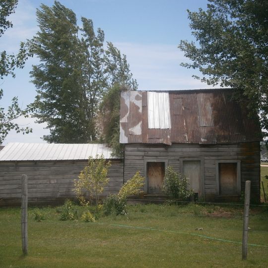 Keller House and Derrick