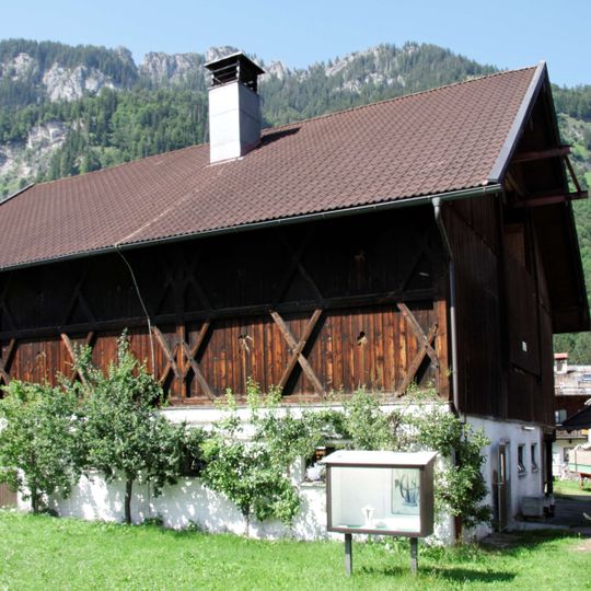 Linderhofer Straße 10