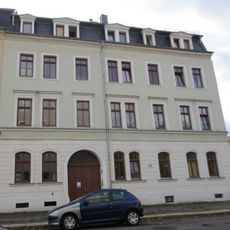 Mietshaus in halboffener Bebauung Eckstraße 13