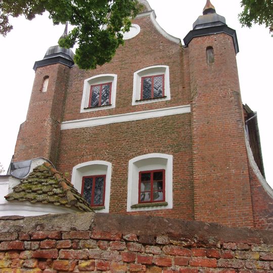 Kaplica odpustowa Św. Krzyża wraz z cmentarzem w Międzylesiu