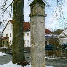 Bildstock mit Laterne