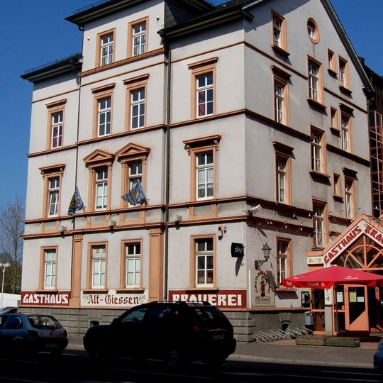 Haus Westanlage 32
