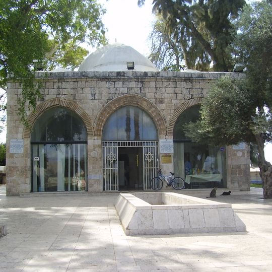 Mausoleum of Abu Huraira