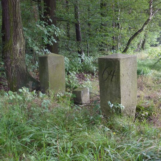 Sächsisch-Preußischer Grenzstein: Pilarpaar Nr. 64