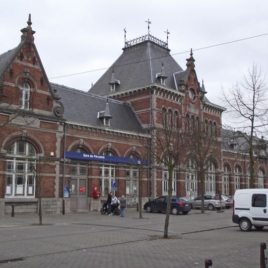 Péruwelz railway station