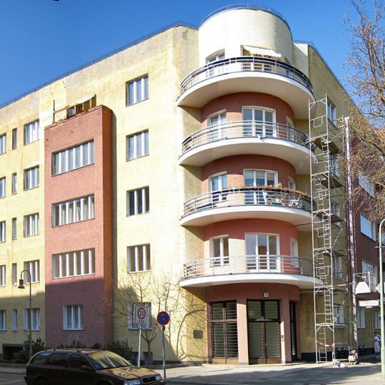 Mietshaus Bolivarallee 9