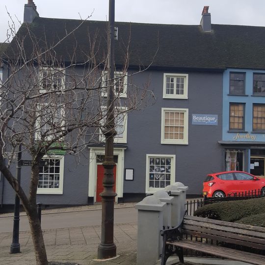 Lamp Standard By War Memorial,Market Square