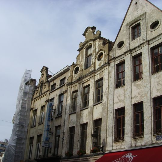 Ensemble de maisons traditionnelles