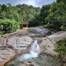 7 wells waterfall