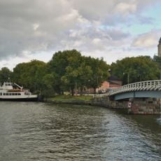 Pikku Mustasaari Bridge