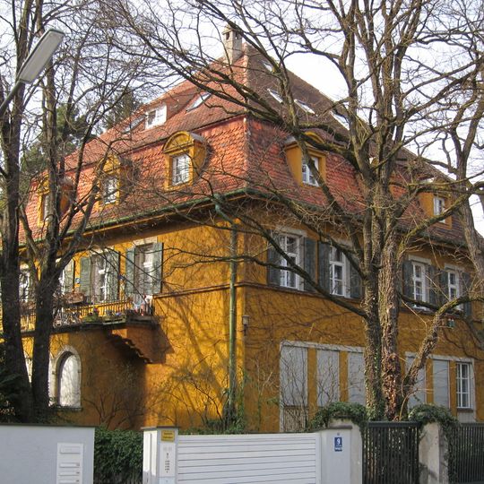 Ebersberger Straße 11