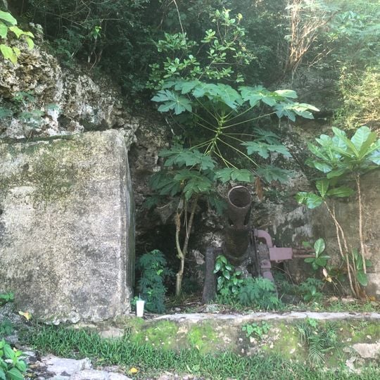 Gongna Beach defenses