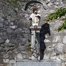 Brunnen mit hl. Franz Xaver