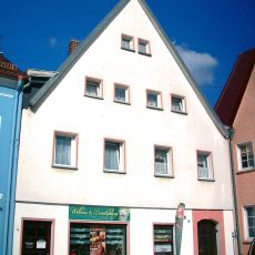 Wohnhaus in geschlossener Bebauung Ziegenbalgplatz 10