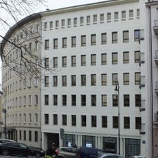 22 Noakowskiego Street in Warsaw