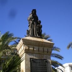 Estatua de la Caridad