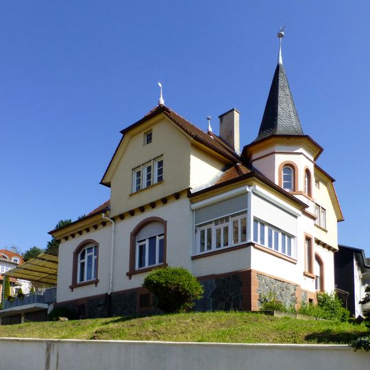 Haus Ernst-Ludwig-Straße 2