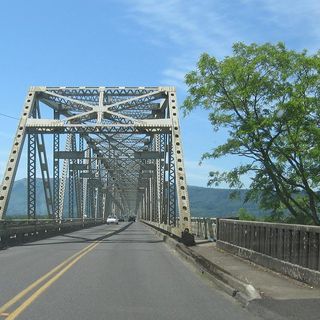 Julia Butler Hansen Bridge