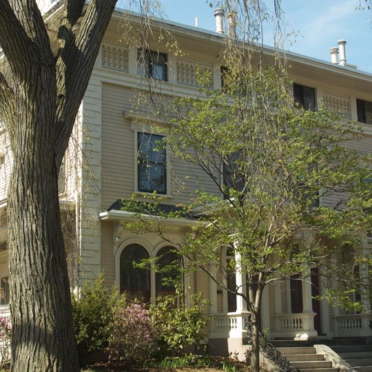 Buildings at 15–17 Lee Street