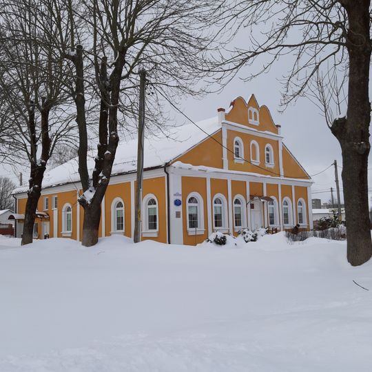 1 Maja Street 11, Iŭje