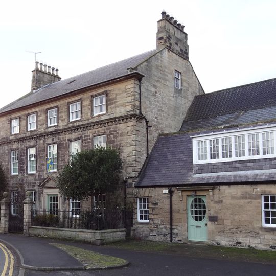 Forecourt Wall, Railings And Gates To Bridge End House
