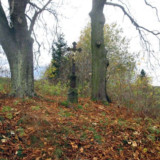 Kříž západně od Nesvačil