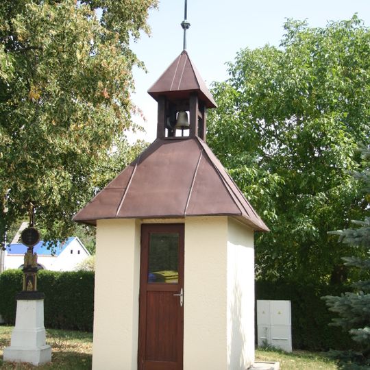 Zvonička v Hrozněticích